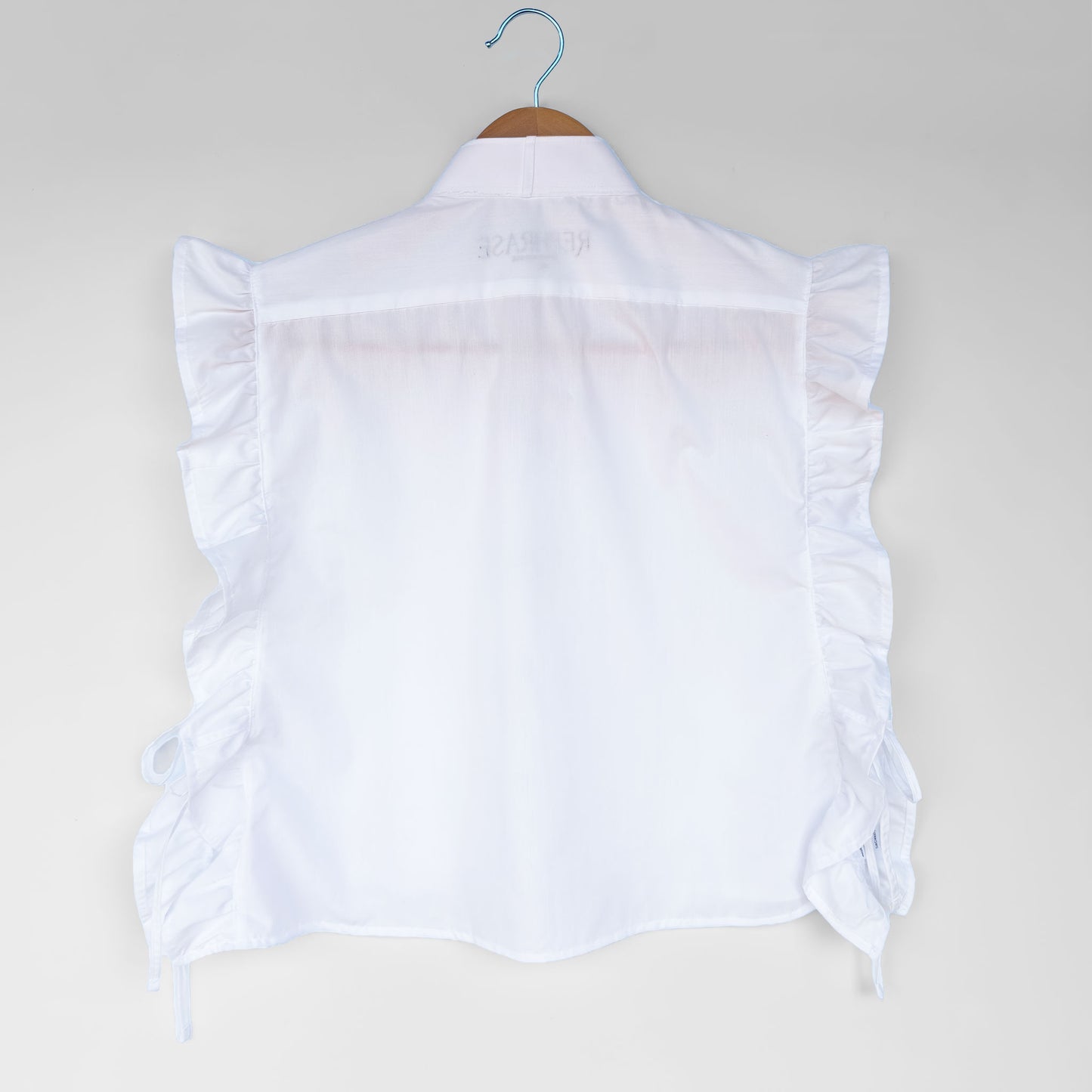 RUFFLE | 3/4 | 26D205