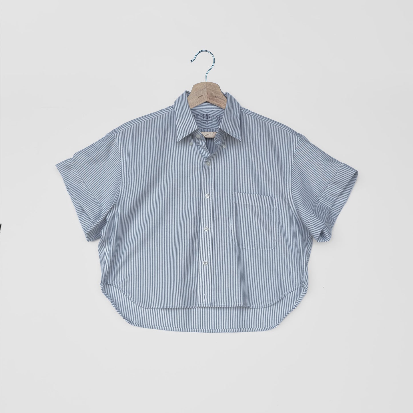 CROP | 3/4 | 26D001